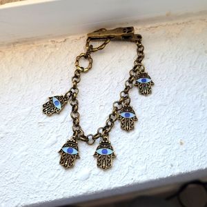 Hamsa hand dangle bracelet